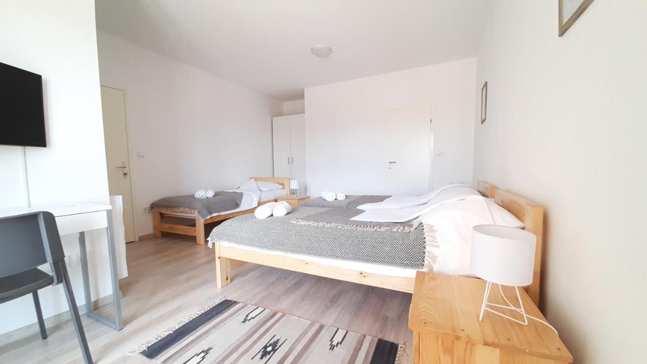 Posteja Rooms Задар Екстериор снимка